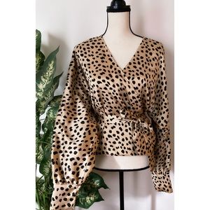 💕{Forever21}Leopard Print Surplice Wrap Top